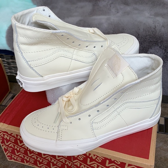 VANS SK8-HI TAPERED SOFT LEATHER MARSHMALLOW WMNS - Picture 8 of 16